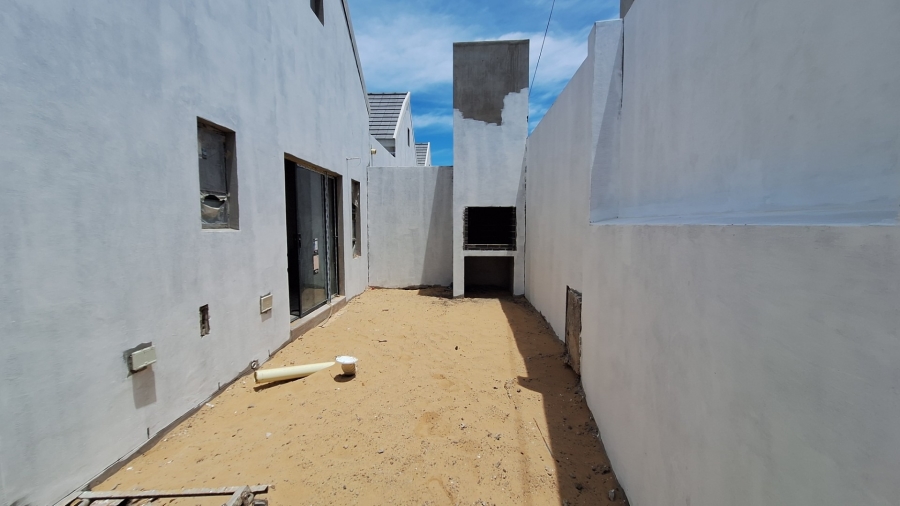 1 Bedroom Property for Sale in Velddrif Western Cape